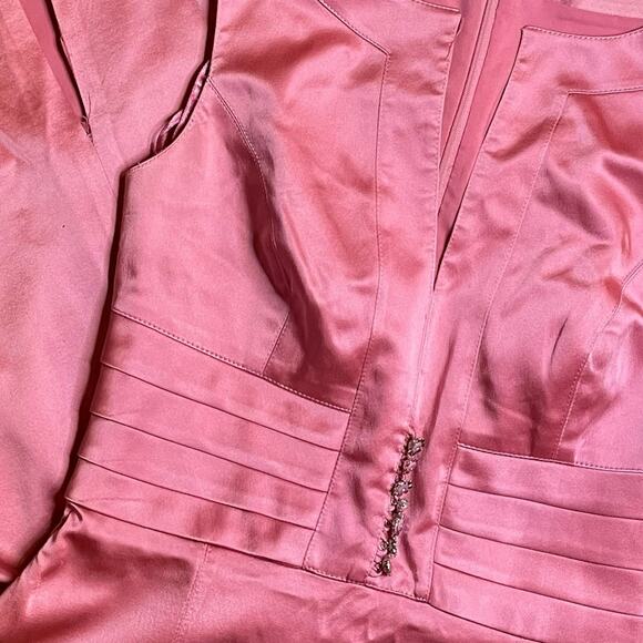 KAY UNGER FITTED PARTY COCKTAIL WEDDING GUEST BODYCON SATIN DRESS PINK 4 - Picture 5 of 9